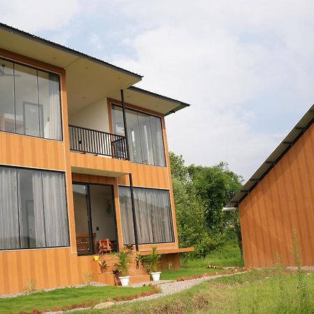 The Solace Bir Exterior photo